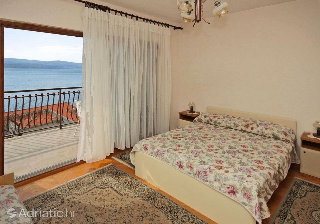 Apartmani Ujdur Omiš Eksteriør bilde