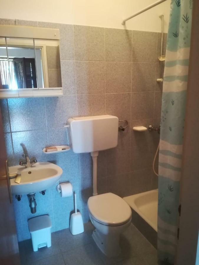 Apartmani Ujdur Omiš Eksteriør bilde