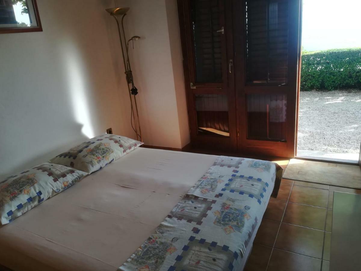 Apartmani Ujdur Omiš Eksteriør bilde
