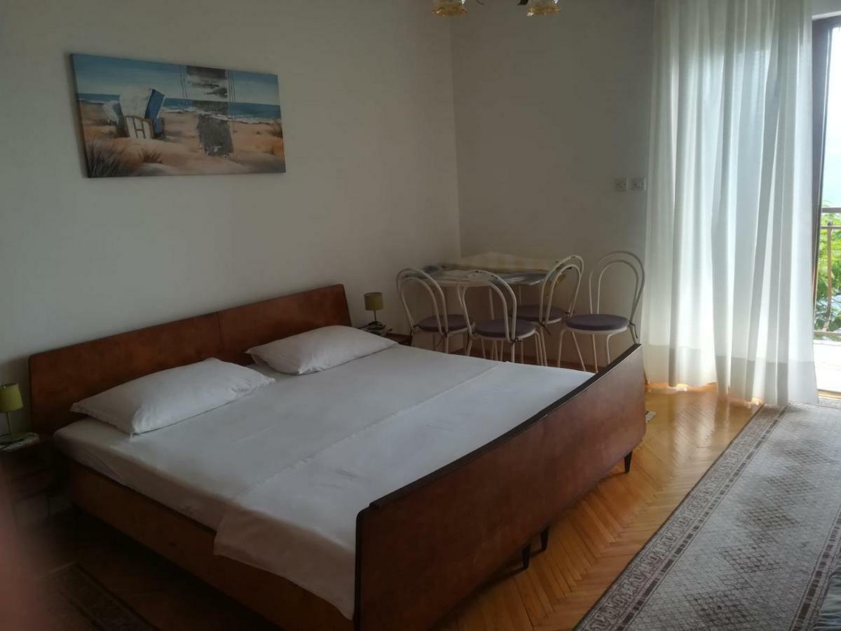 Apartmani Ujdur Omiš Eksteriør bilde