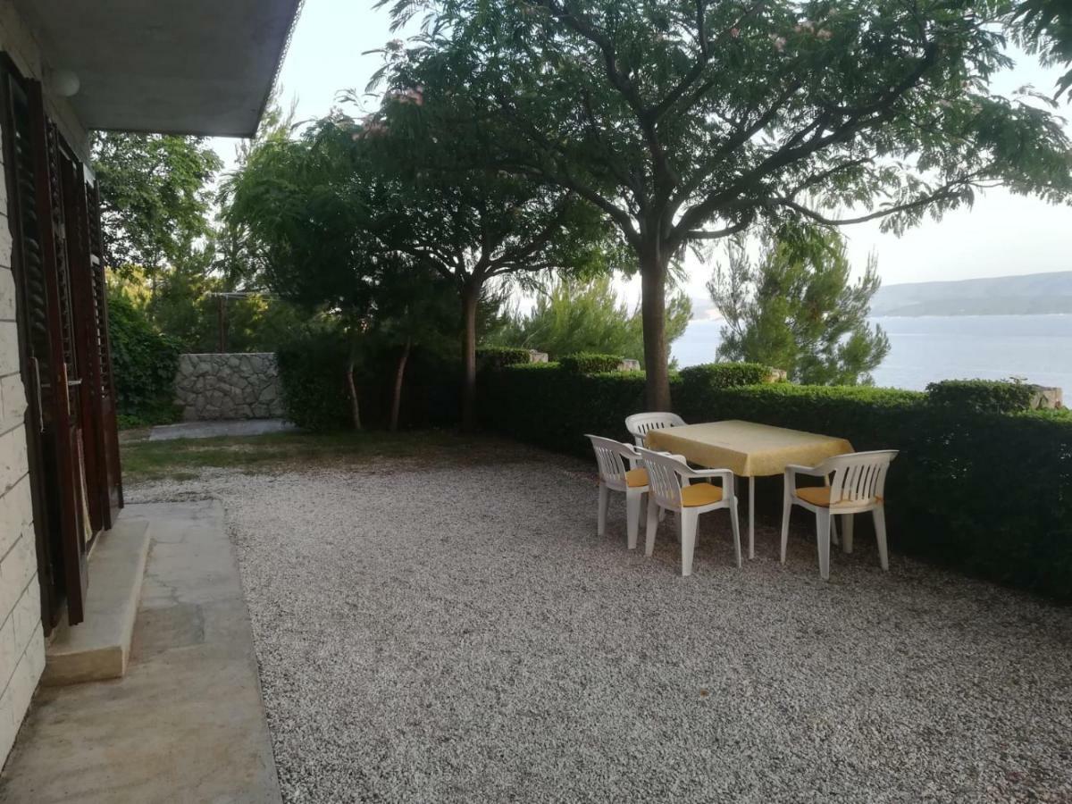 Apartmani Ujdur Omiš Eksteriør bilde