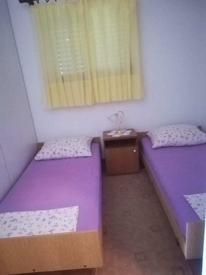 Apartmani Ujdur Omiš Eksteriør bilde