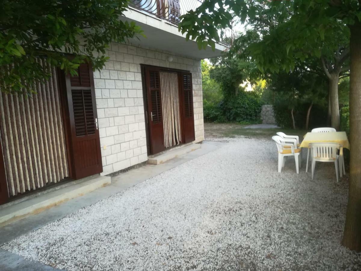 Apartmani Ujdur Omiš Eksteriør bilde