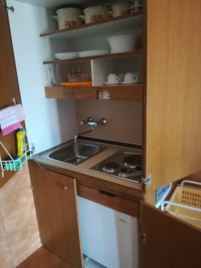 Apartmani Ujdur Omiš Eksteriør bilde