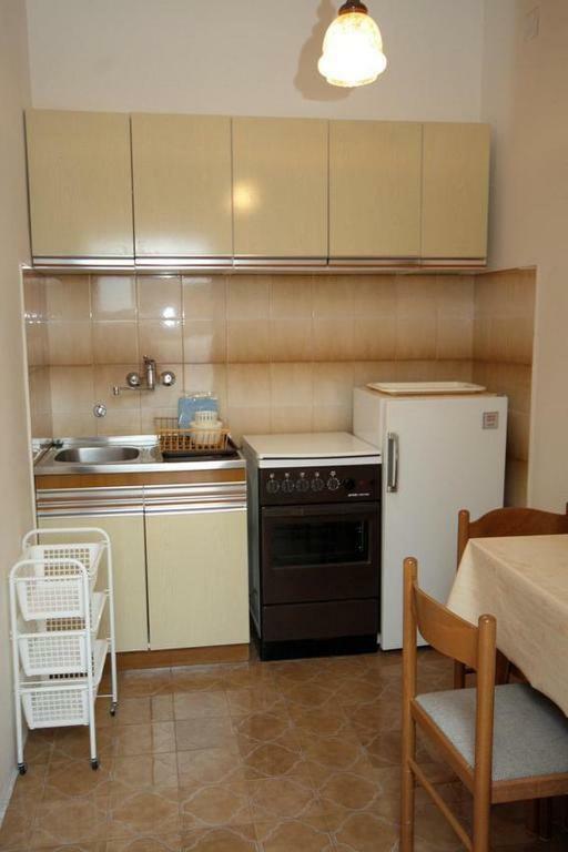 Apartmani Ujdur Omiš Eksteriør bilde